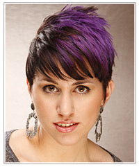 Model with purple two-tone hair