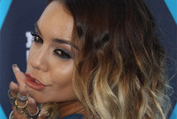 Summer Hairstyle Trend: Light, Bright Ends