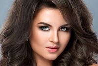 Valentine’s Day Hairstyles: Soft, Sultry, And Romantic