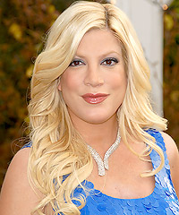 Tori Spelling hairstyles