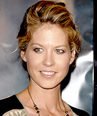 Jenna Elfman hairstyles