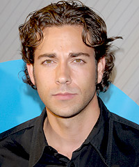 Zachary Levi hairstyles