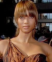 Tyra Banks hairstyles