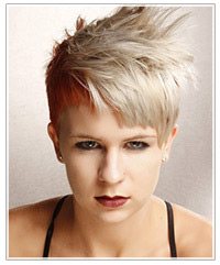 Model with short alternative hair