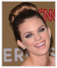 Annalynne McCord hairstyles