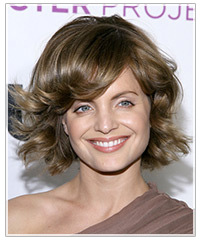 Mena Suvari hairstyles