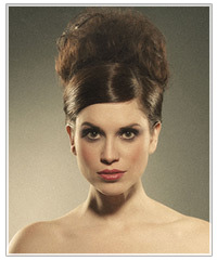 Model with beehive upstyle