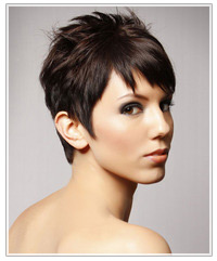 Model with short haircut