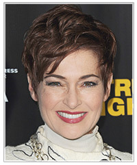 Carolyn Hennesy hairstyles