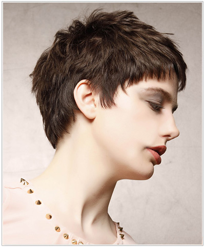 short straight hairstyle