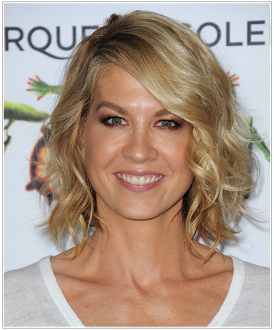 Jenna Elfman hairstyles