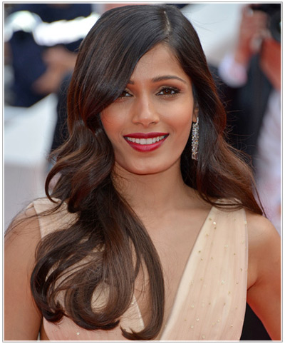 Celebrity Hairstyle Idea: How to Get Messy Wavy Hair Like Freida Pinto's