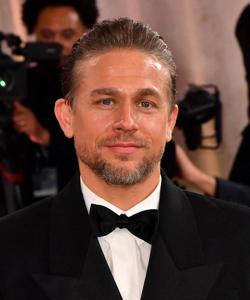 Charlie Hunnam Hairstyle Golden Globes 2026