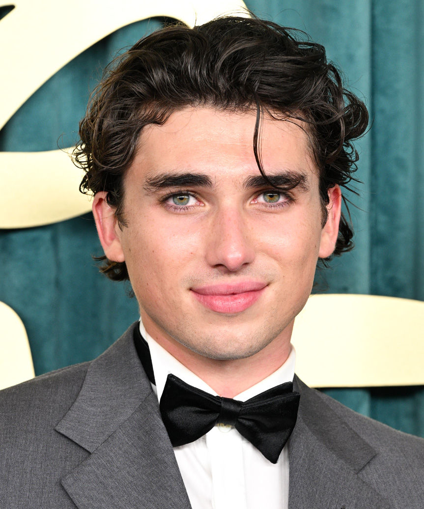 Charlie Evans Hairstyle 2026 Emmy Awards