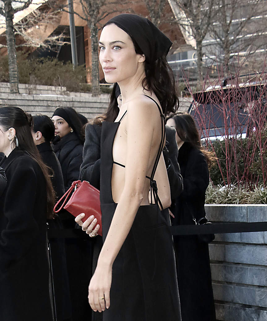Alexa Chung - New York fashion week 2026
