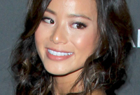Jamie Chung's Red Carpet Hairstyle and Makeup